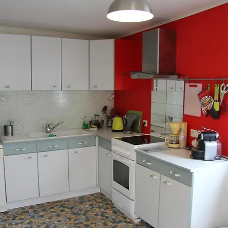 Villa Location De Vacances - - 5 Pieces *